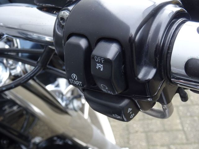 harley-davidson - softail-deluxe-flstn