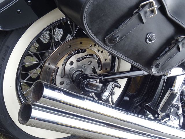 harley-davidson - softail-deluxe-flstn