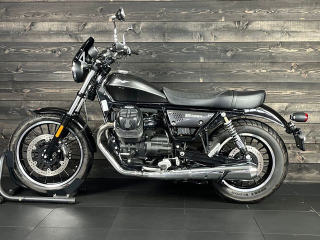 moto-guzzi - v-9-roamer