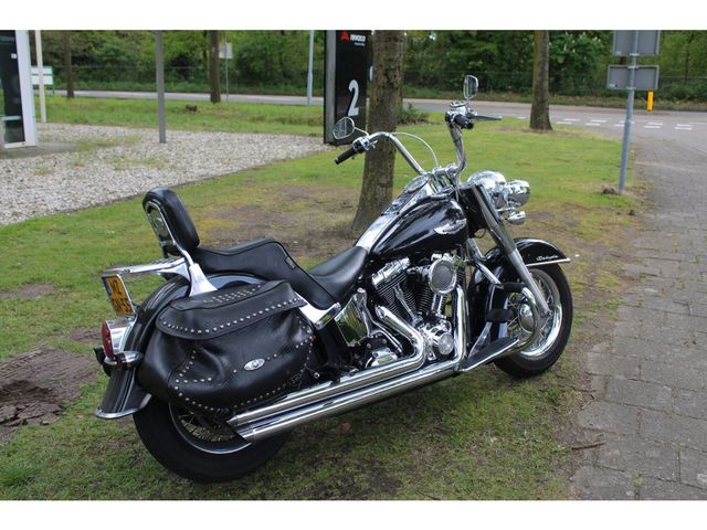 harley-davidson - softail-deluxe-flstn