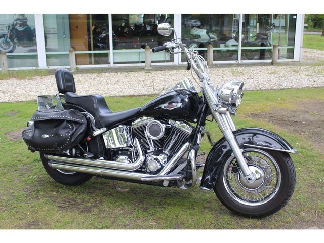 harley-davidson - softail-deluxe-flstn