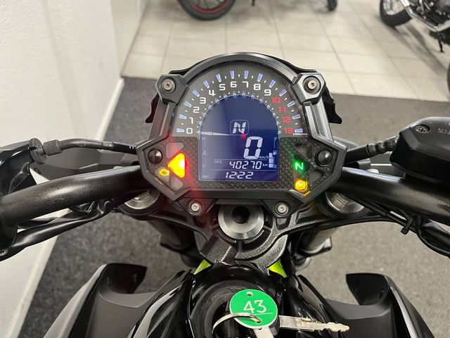 kawasaki - z650