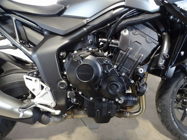 honda - cb-1000-hornet