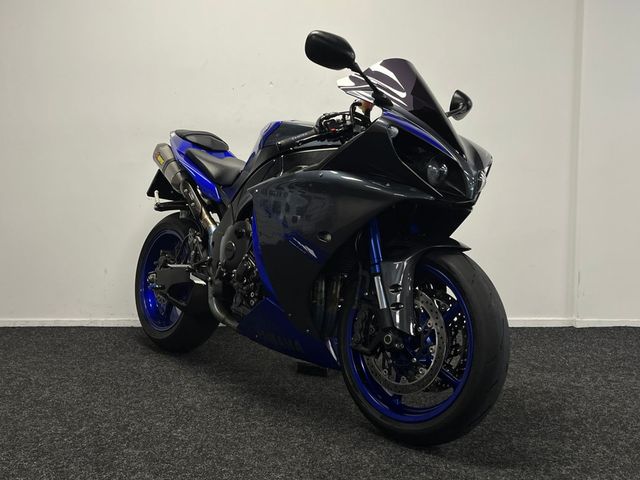 yamaha - yzf-r1