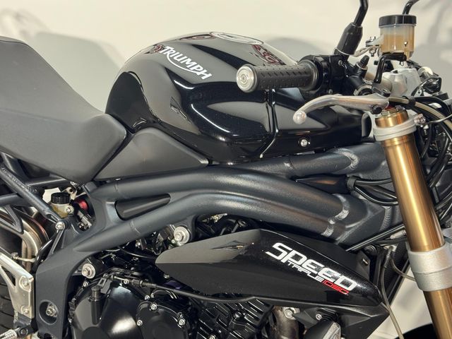 triumph - speed-triple-1050-abs