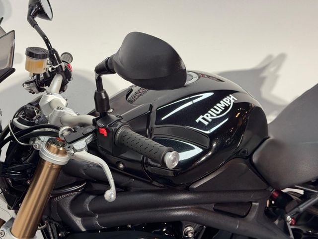 triumph - speed-triple-1050-abs