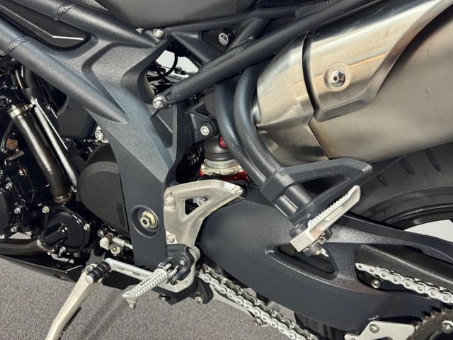 triumph - speed-triple-1050-abs
