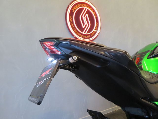 kawasaki - z-800-abs