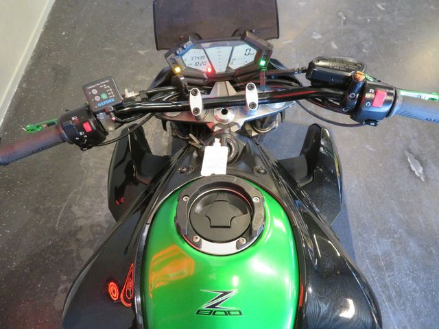 kawasaki - z-800-abs
