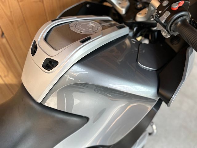 bmw - r-1200-rt