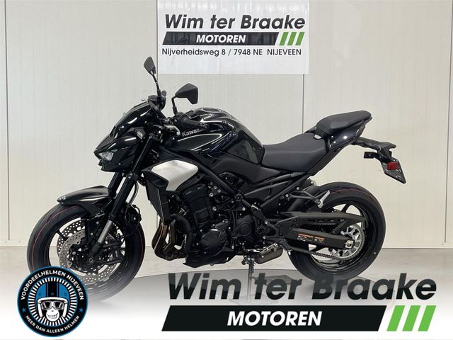 kawasaki - z900