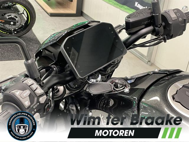 kawasaki - z900
