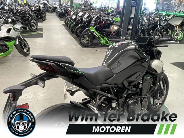 kawasaki - z900