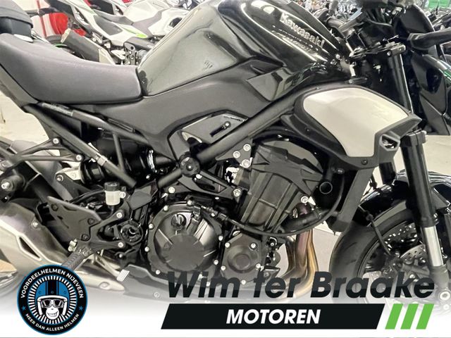 kawasaki - z900