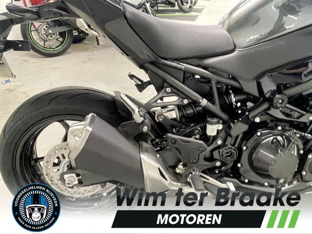 kawasaki - z900