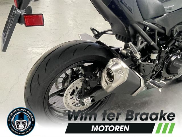 kawasaki - z900