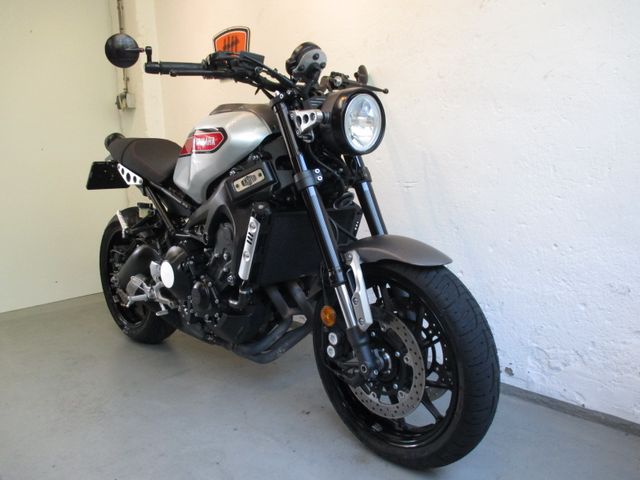 yamaha - xsr-900