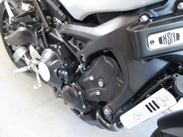 yamaha - xsr-900