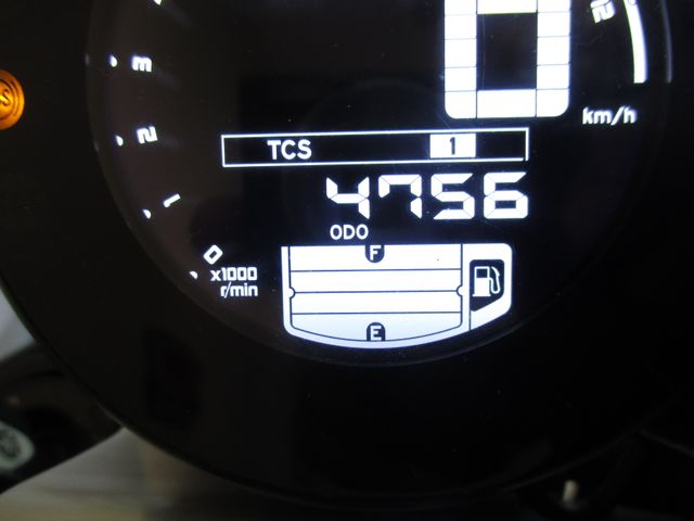 yamaha - xsr-900