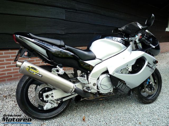 yamaha - yzf-1000-r-thunderace