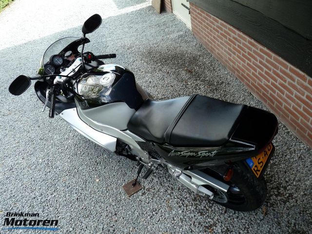yamaha - yzf-1000-r-thunderace