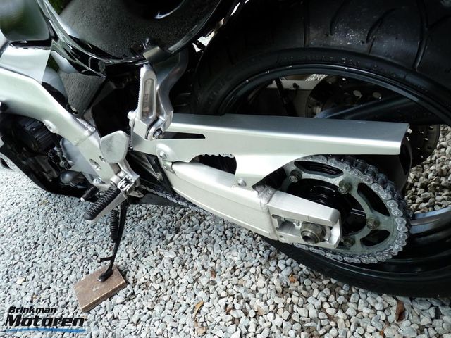 yamaha - yzf-1000-r-thunderace