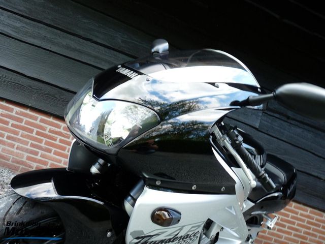 yamaha - yzf-1000-r-thunderace