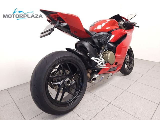 ducati - 1199-panigale