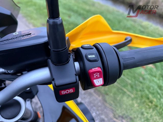 bmw - f-750-gs-40-years-gs-edition