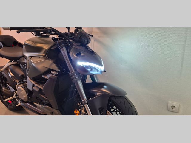 ducati - streetfighter-v2