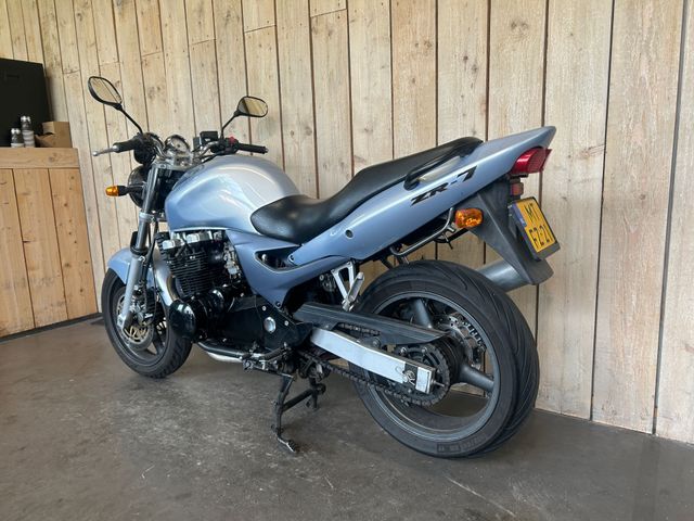 kawasaki - zr-7