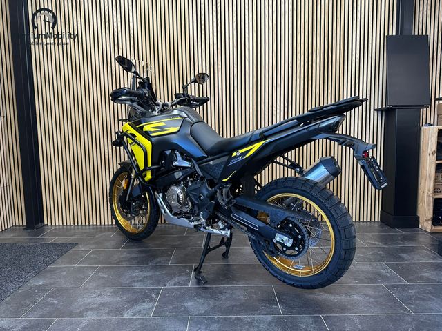 voge - 800-rally