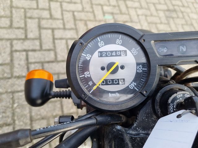 yamaha - xg-250-tricker