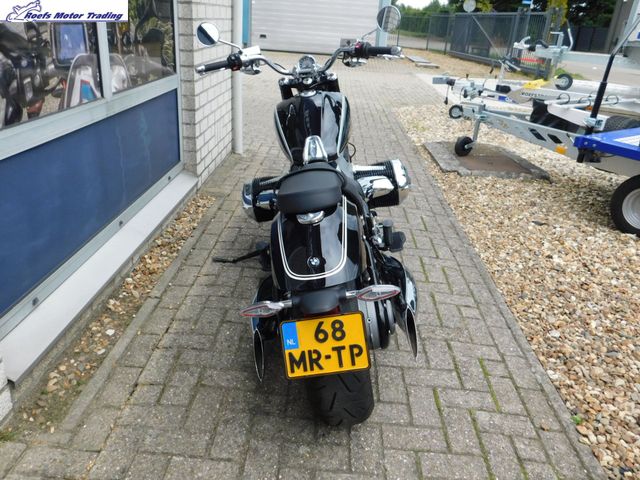 bmw - r-18