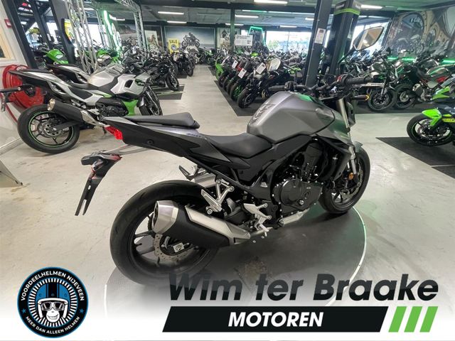 honda - cb-750-hornet