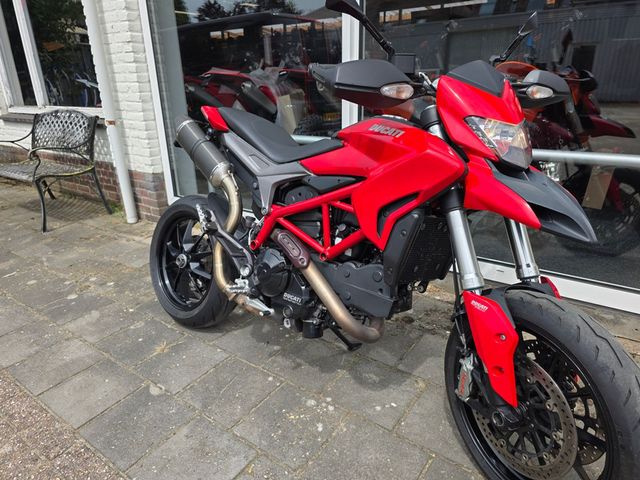 ducati - hypermotard-821