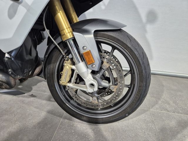 bmw - r-1200-rs