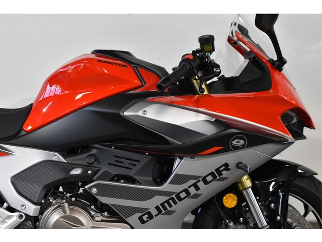QJMOTOR - srv-600-v