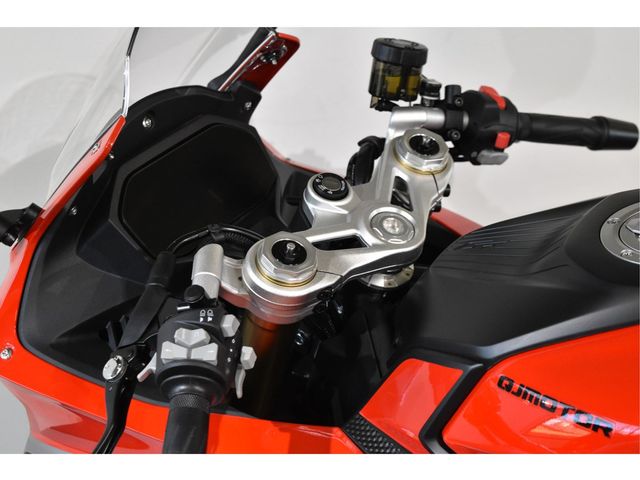 QJMOTOR - srv-600-v