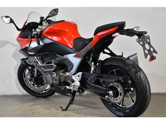 QJMOTOR - srk-600-rs