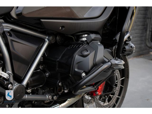 bmw - r-1200-gs-adventure-triple-black