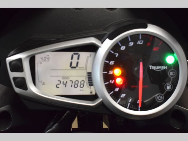 triumph - speed-triple-1050-abs