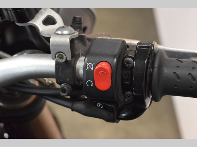 triumph - speed-triple-1050-abs