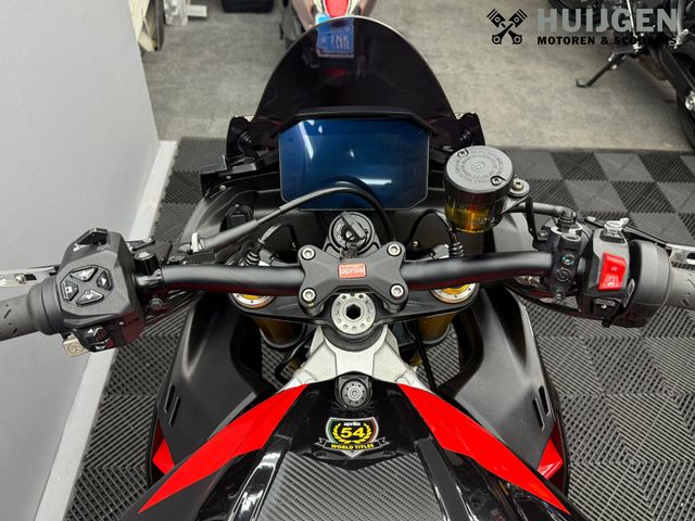 aprilia - tuono--v4-1100-factory