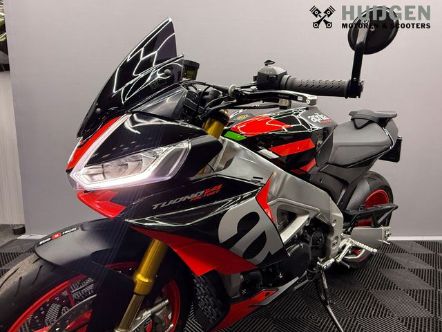 aprilia - tuono--v4-1100-factory