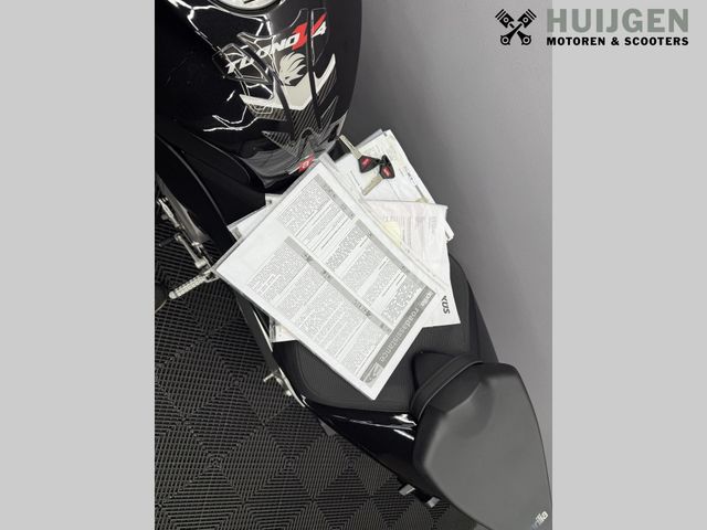 aprilia - tuono--v4-1100-factory