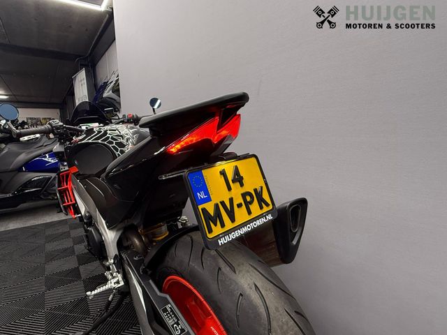 aprilia - tuono--v4-1100-factory