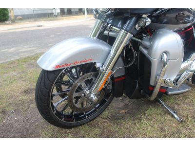 HARLEY-DAVIDSON STREET GLIDE FLHXI – foto 4