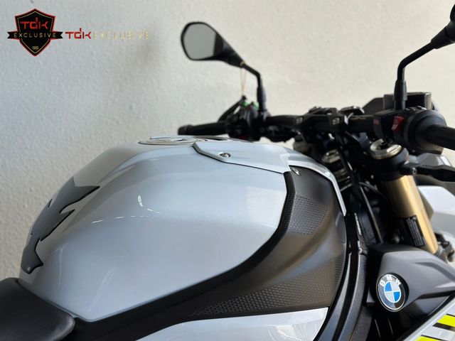 bmw - s-1000-r