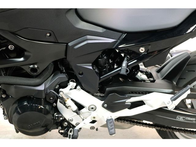 bmw - f-900-r